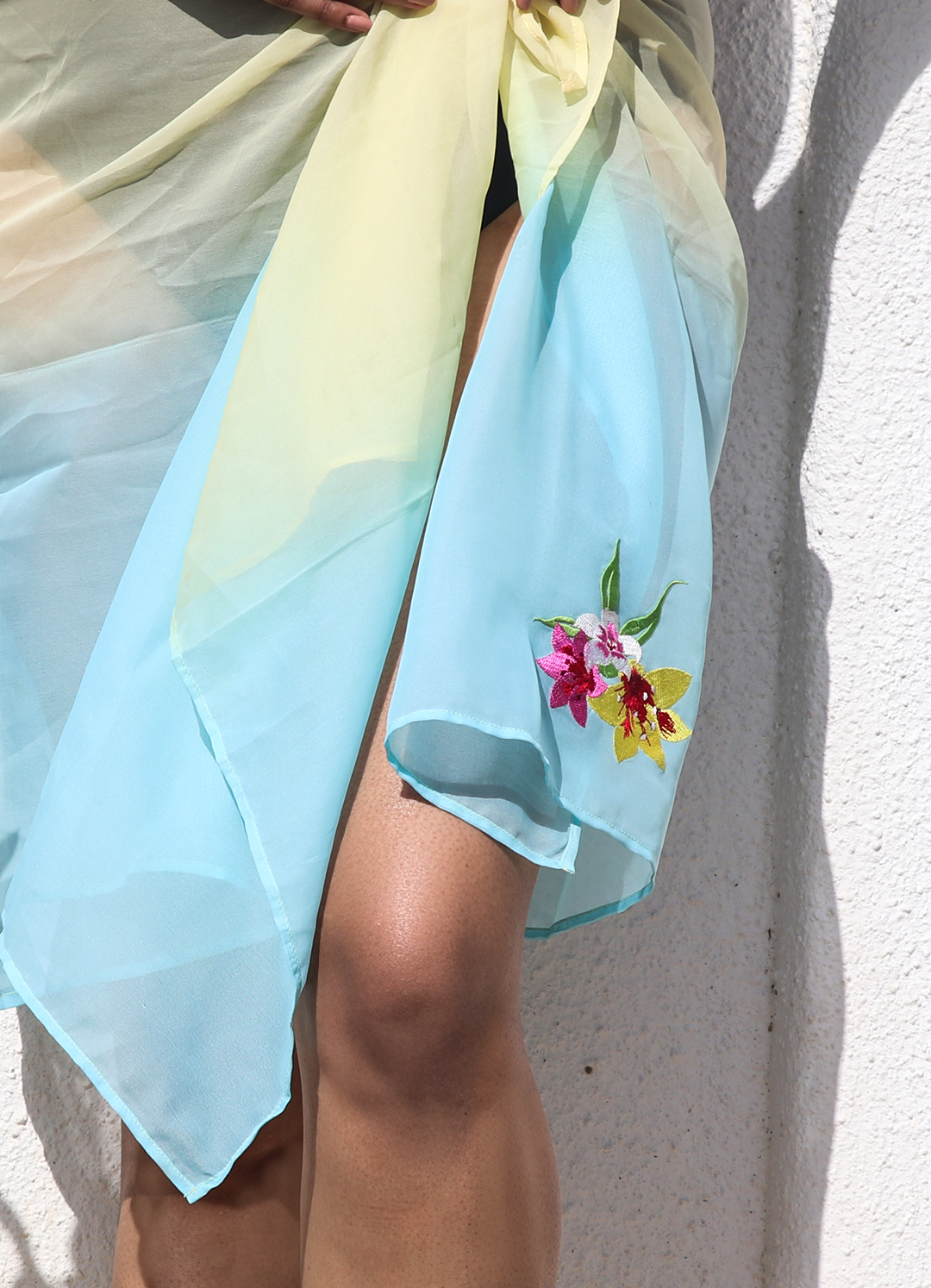 Short Dual Tone Blue Sarong with Embroidery